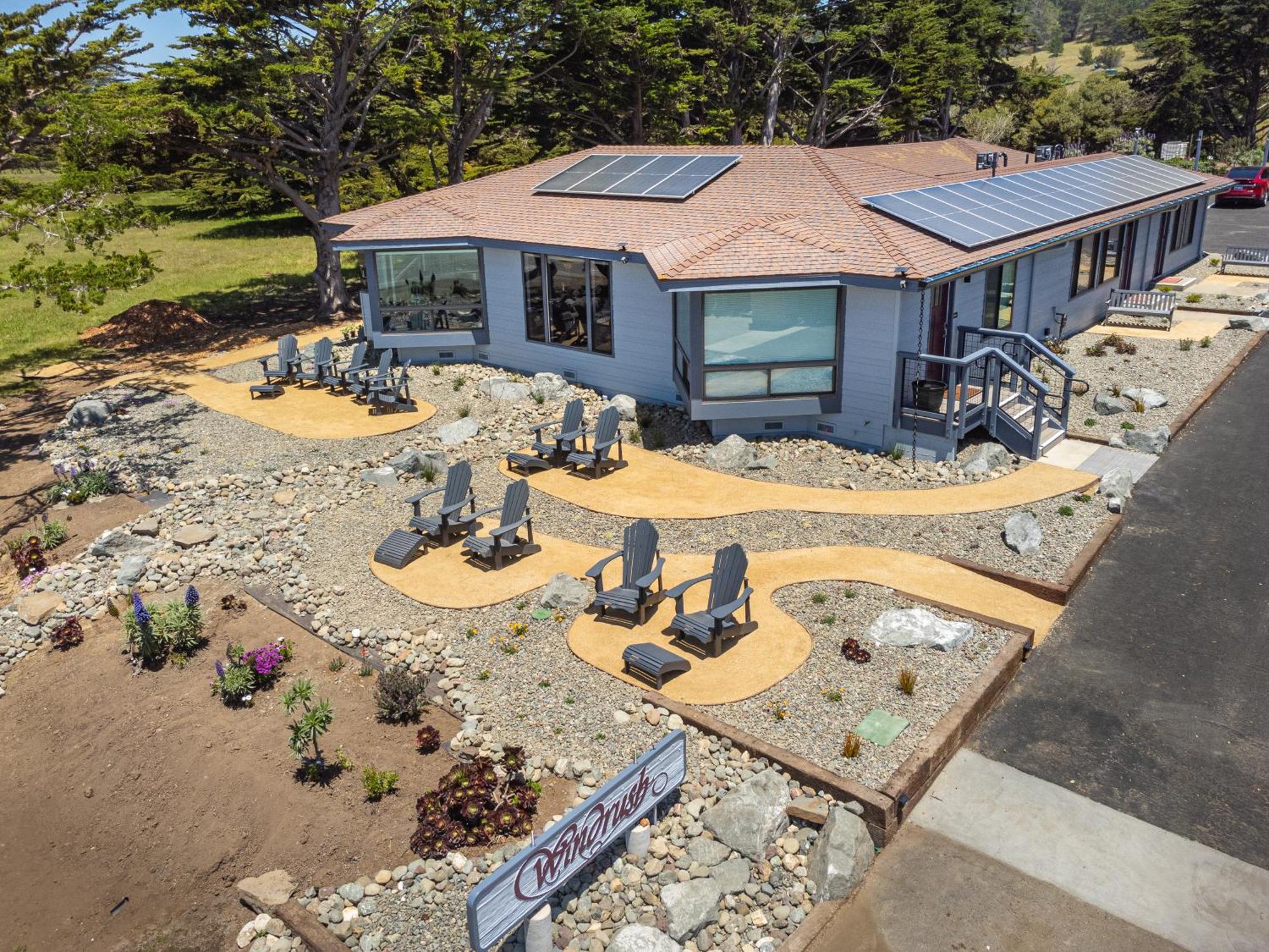 Windrush Inn - Cambria Extérieur photo